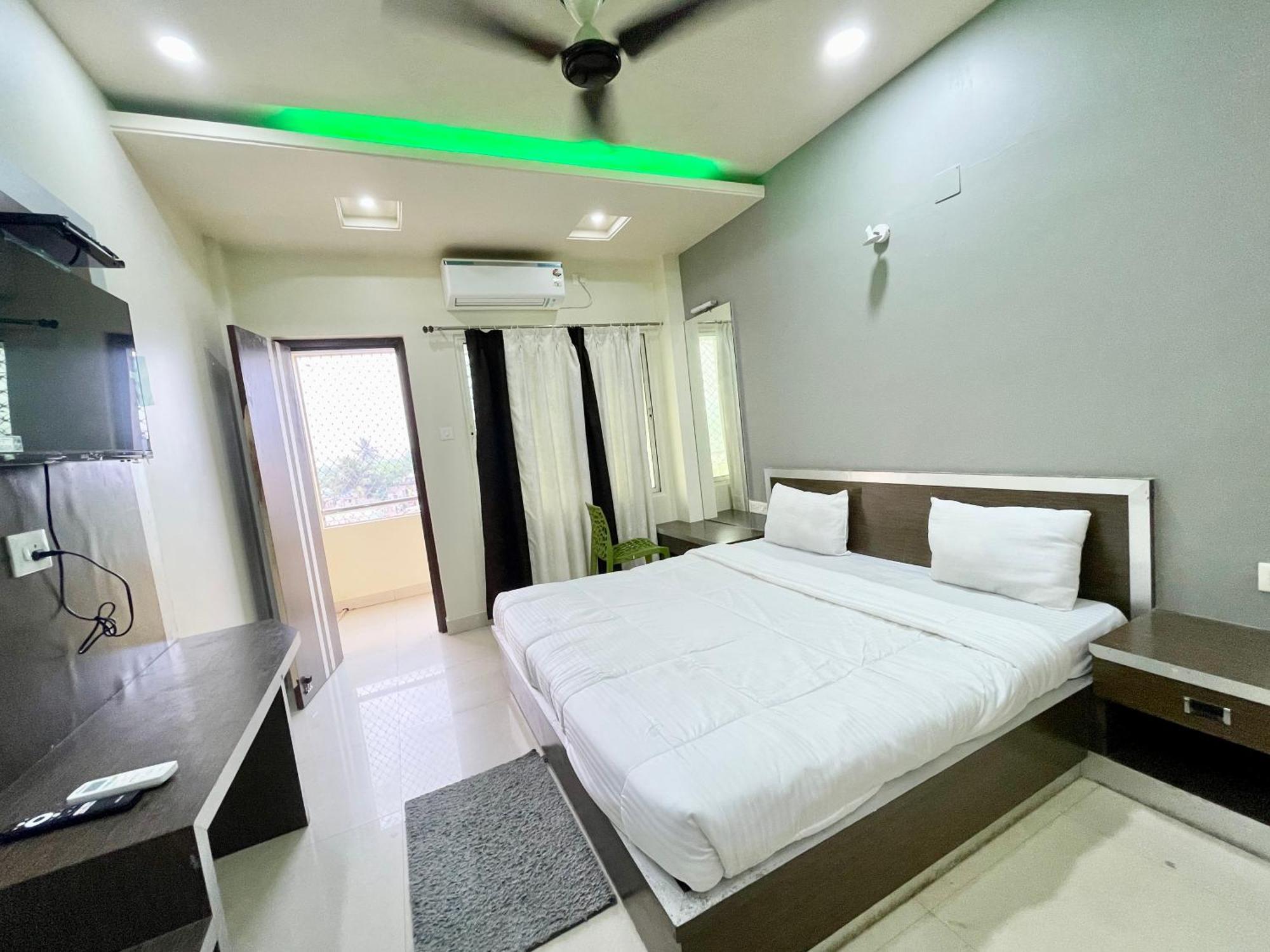 Close Puri Exterior foto