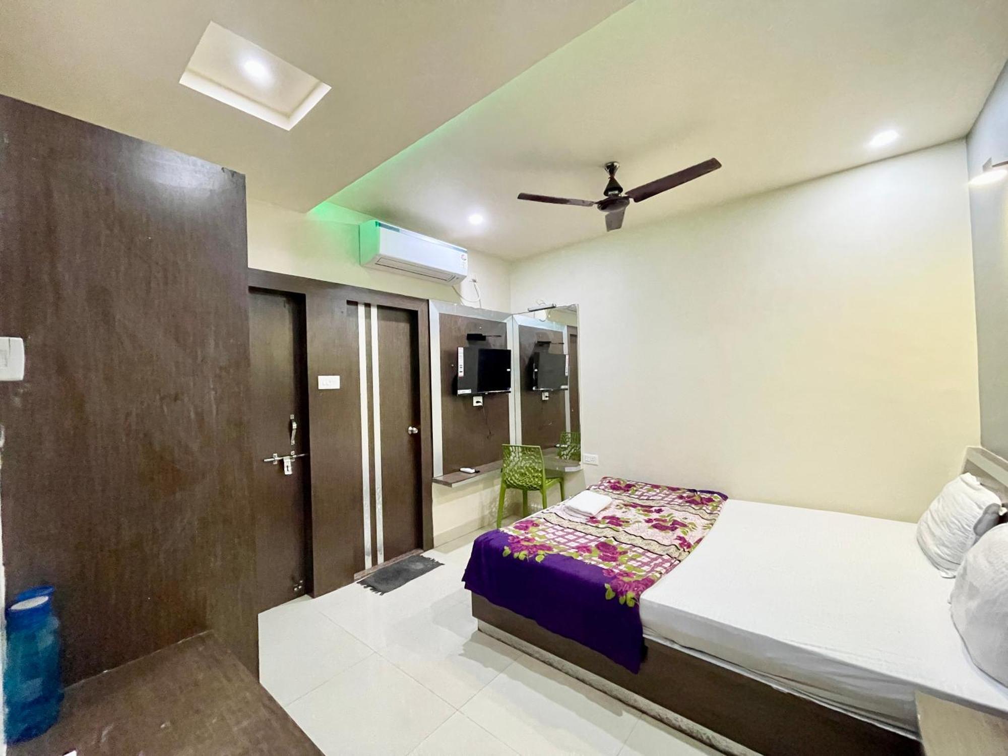 Close Puri Exterior foto
