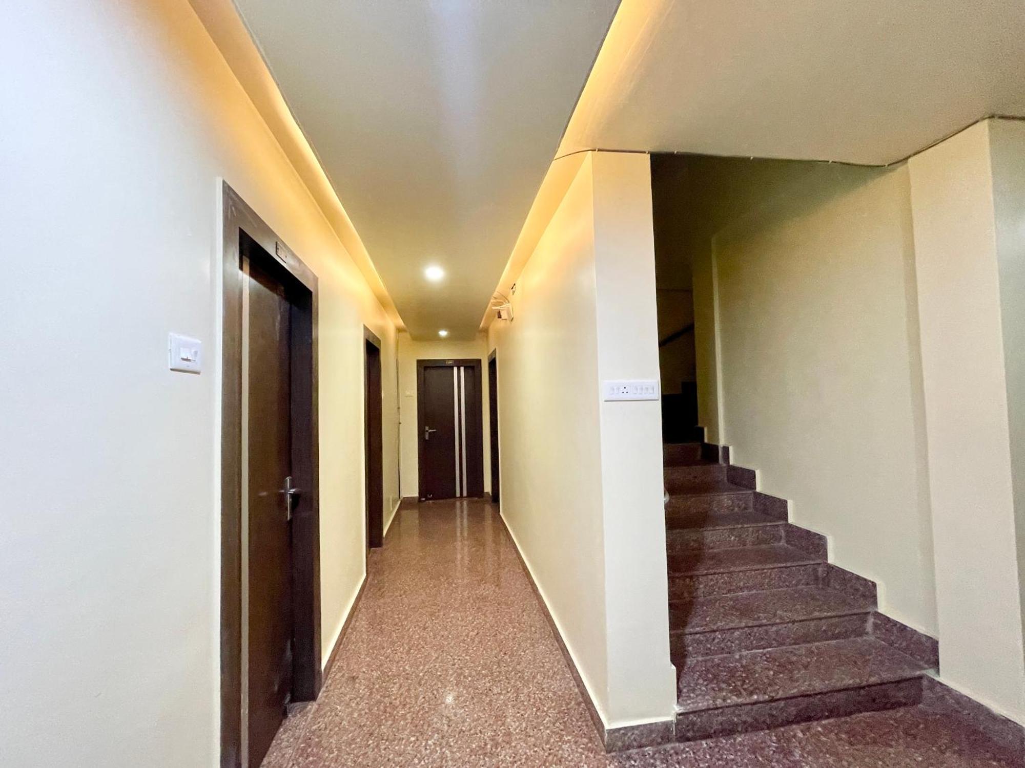 Close Puri Exterior foto