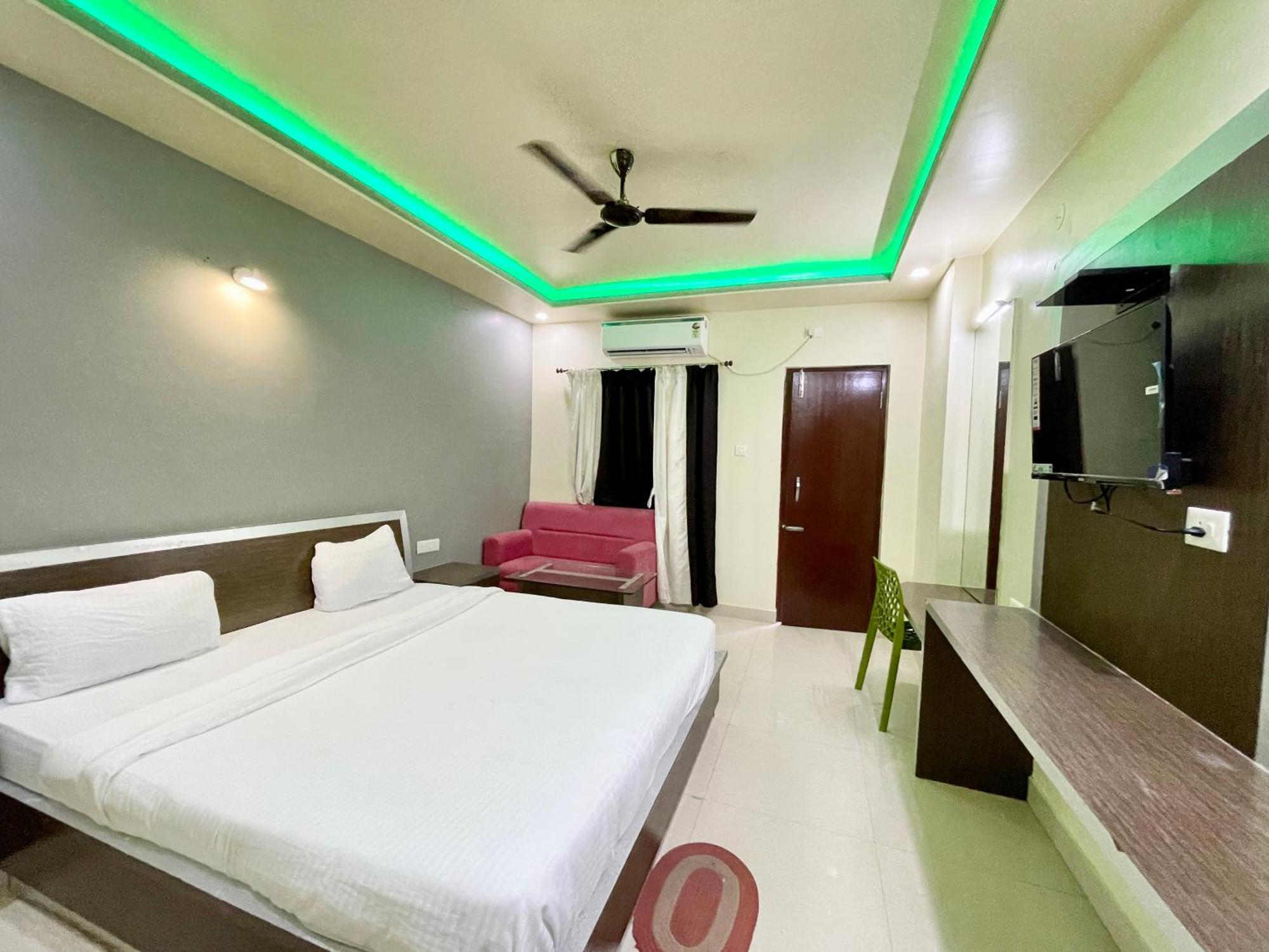 Close Puri Exterior foto